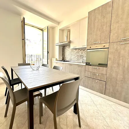 Balcone Sul Duomo Daire Chiaramonte Gulfi